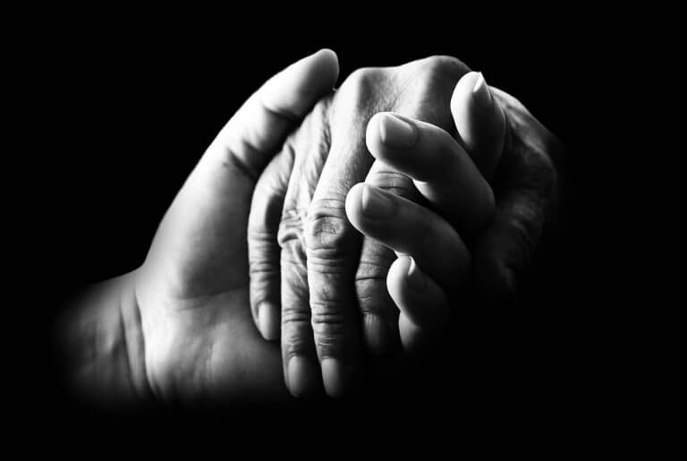 3 Ways To Best Help An Injured Loved One