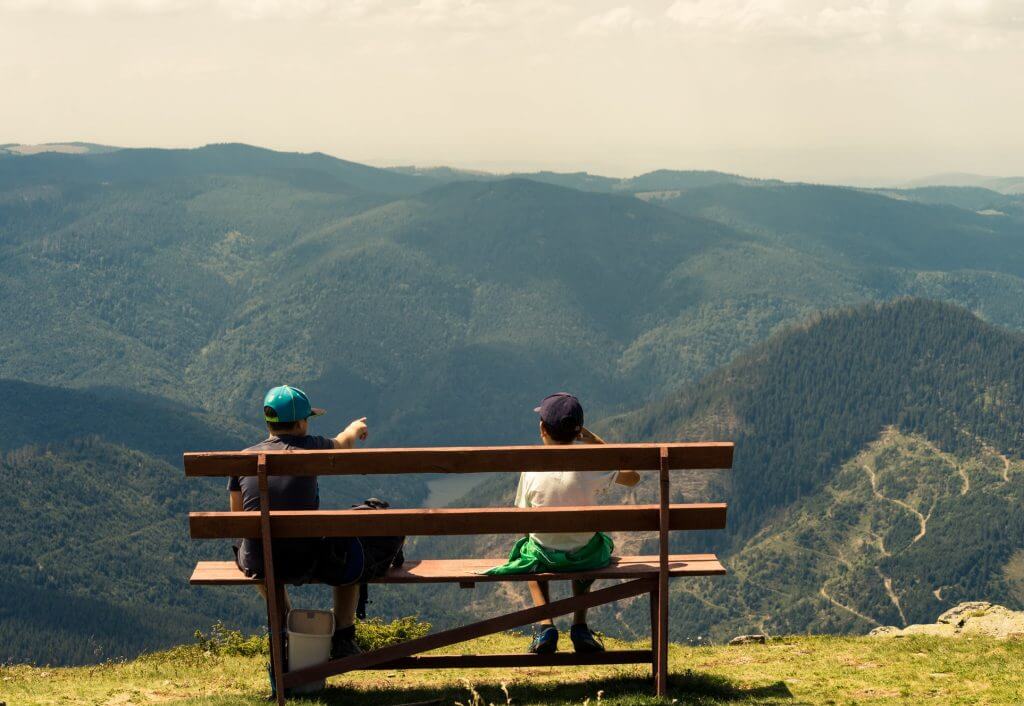5 Reasons Why You Should Spend Time Outdoors With Your Kids