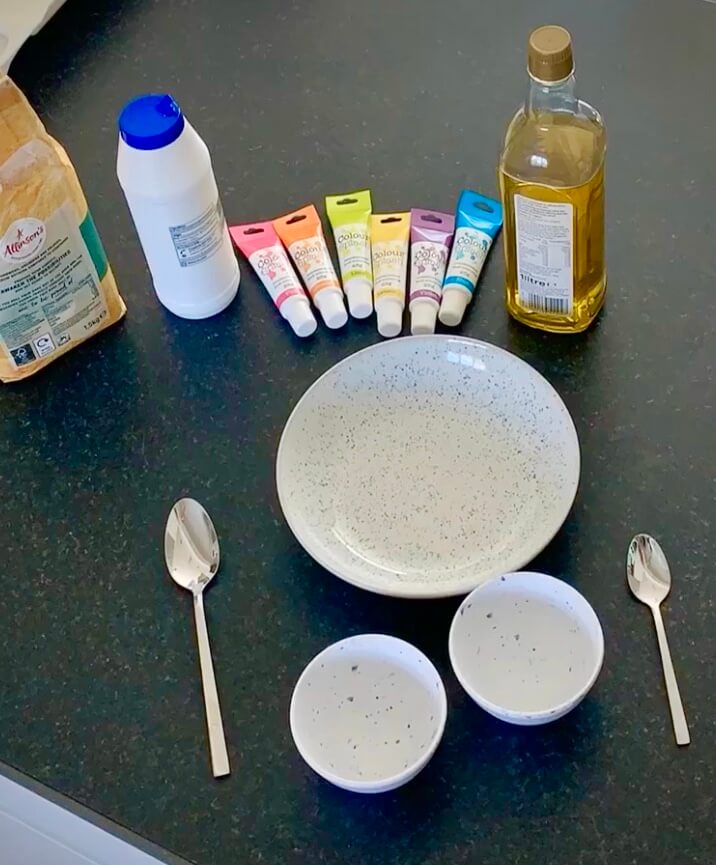 Before You Start To Make Your No-Cook Playdough, Read These Tips