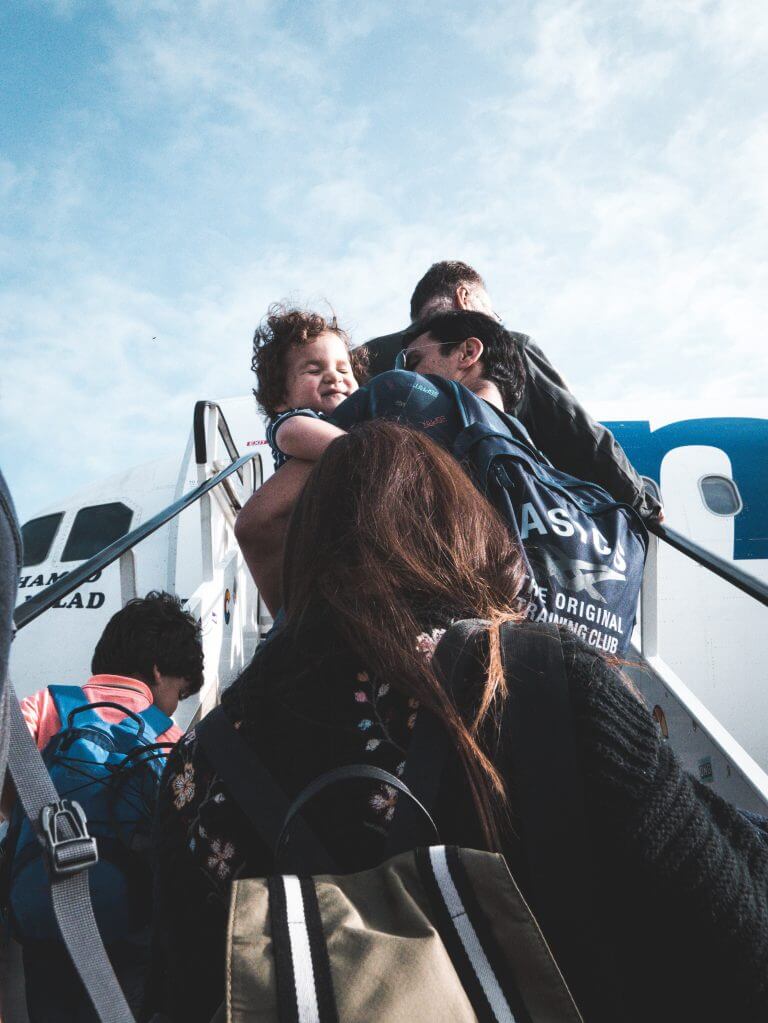 How To Entertain Toddlers And Older Children On A Plane