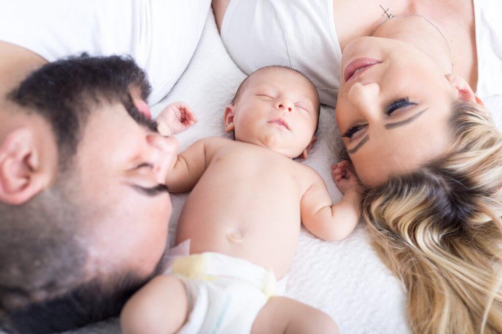 Top Necessary Things That Every New Parent Must Purchase For Their Babies