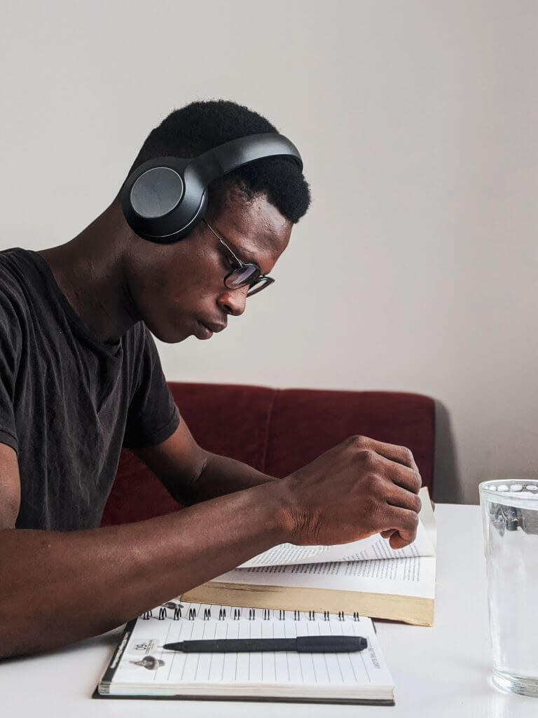 How Can I Convince My Teen to Wear Glasses?