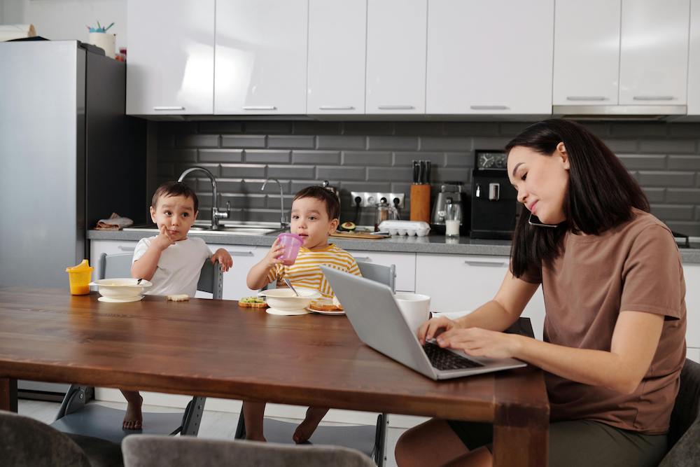 6 Stress Management Tips For Working Mothers
