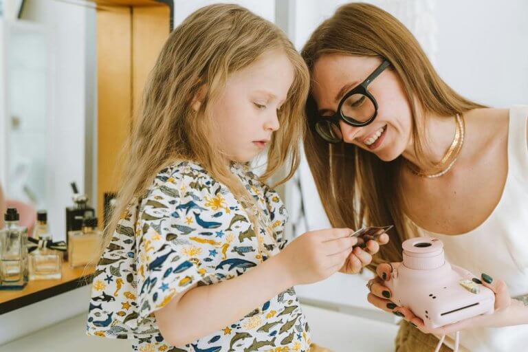 How to Embrace Eye Care and Ageless Beauty with Glasses