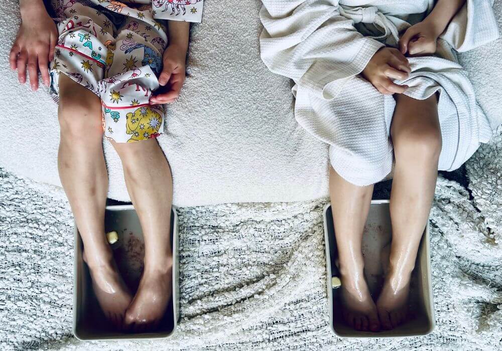 Creating a Magically Relaxed Family Spa Day At Home