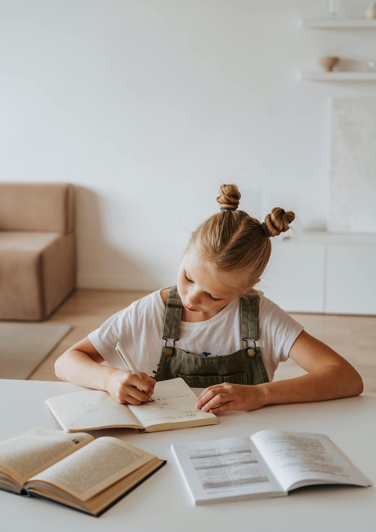 The Pros and Cons of Home Education in the UK